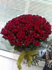 Букет 101 красная роза 70 см